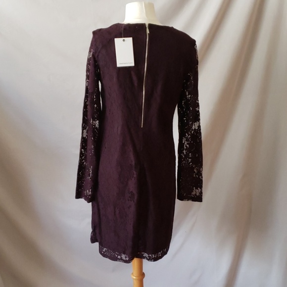 New Fourteen Place Lace dress - Picture 2 of 4